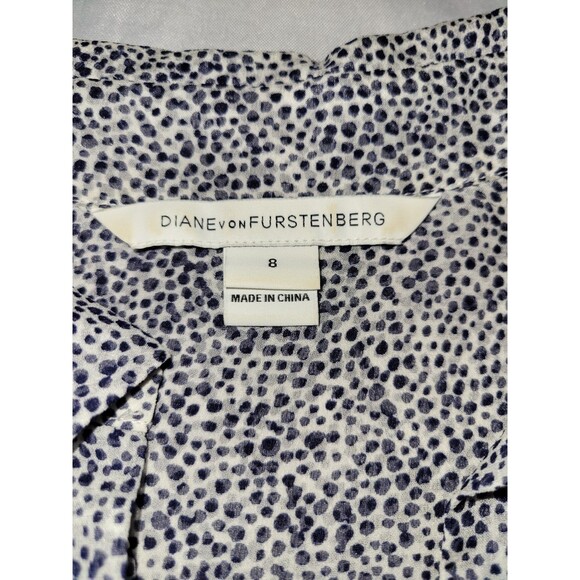 Diane Von Furstenberg Blouse Womens 8 Silk Chiffon Roll Tab Sheer Lightweight - Picture 9 of 13